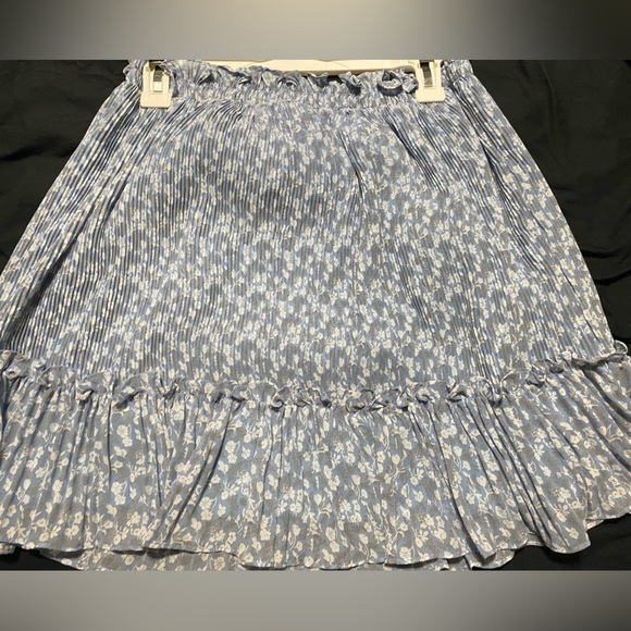 Flower skirt - Picture 1 of 1